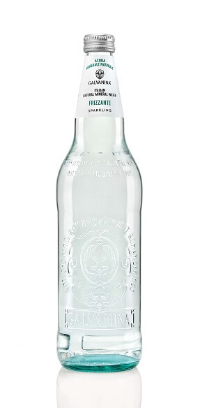 Mineralwasser mit Kohlensäure