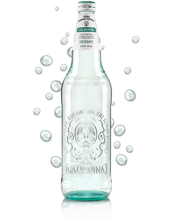 Agua mineral con gas