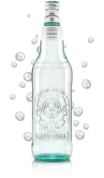 Agua mineral con gas
